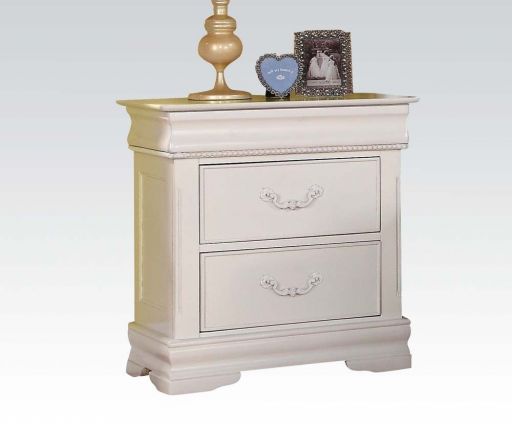 Nightstand 