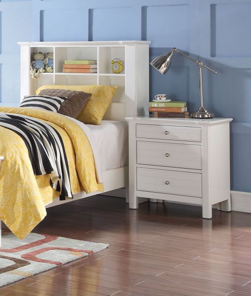 Nightstand 