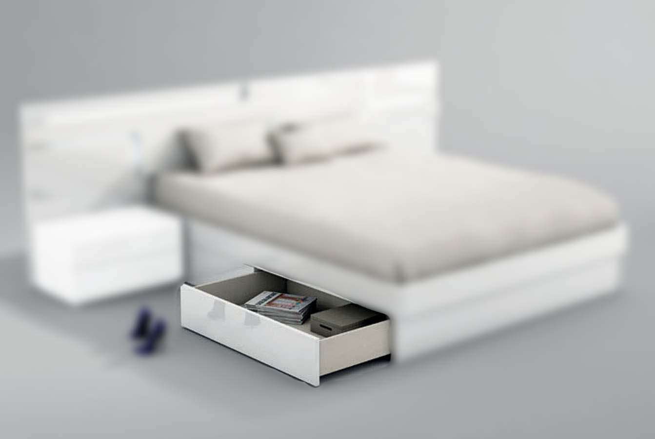 Bed W/Storage