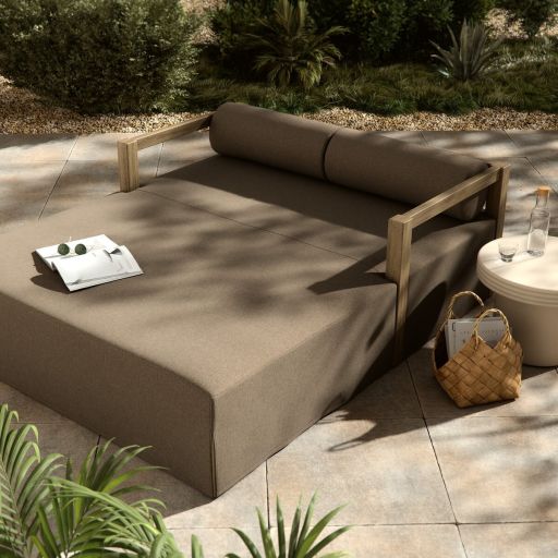 Outdoor Daybed