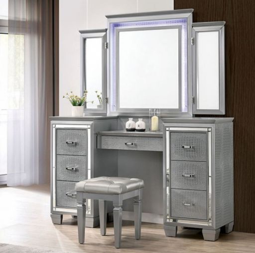 Vanity Table W/Stool
