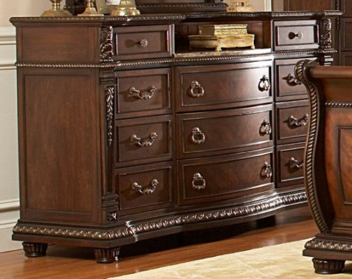 Dresser