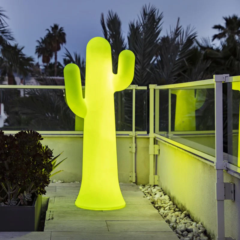 Outdoor Cactus Lamp