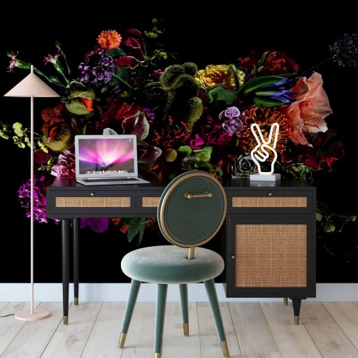 Writing Desk W/Hutch