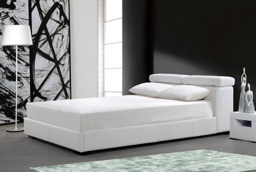 Bed W/Storage